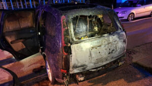 Požiar auta v Šamoríne, foto HaZZ