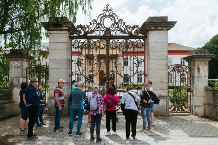 Prehliadka Dolnej Krupej so sprievodcom, zdroj foto Región Trnava