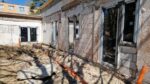 Rekonštrukcia zariadenia opatrovateľskej služby (ZOS) Lumen v Piešťanoch pokračuje podľa harmonogramu a aktuálne vstupuje do ďalšej fázy. V súčasnosti sa práce sústreďujú najmä na interiér objektu. Projekt má priniesť vyšší štandard služieb aj nové priestory pre klientov. TASR o tom informovala hovorkyňa mesta Alexandra Střelcová. Zdroj: mesto Piešťany