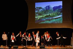 foto Spevokol Lastovičky