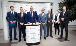 Zástupcovia rezortov rokovali o prevencii radikalizácie a násilia. Zdroj: MZ SR